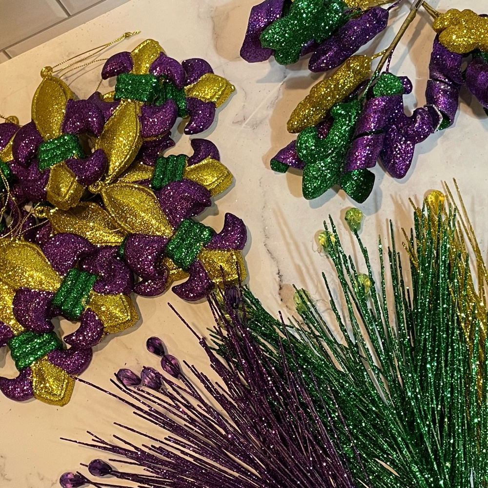 Mardi Gras Fleur De Lis Ornaments Bundle